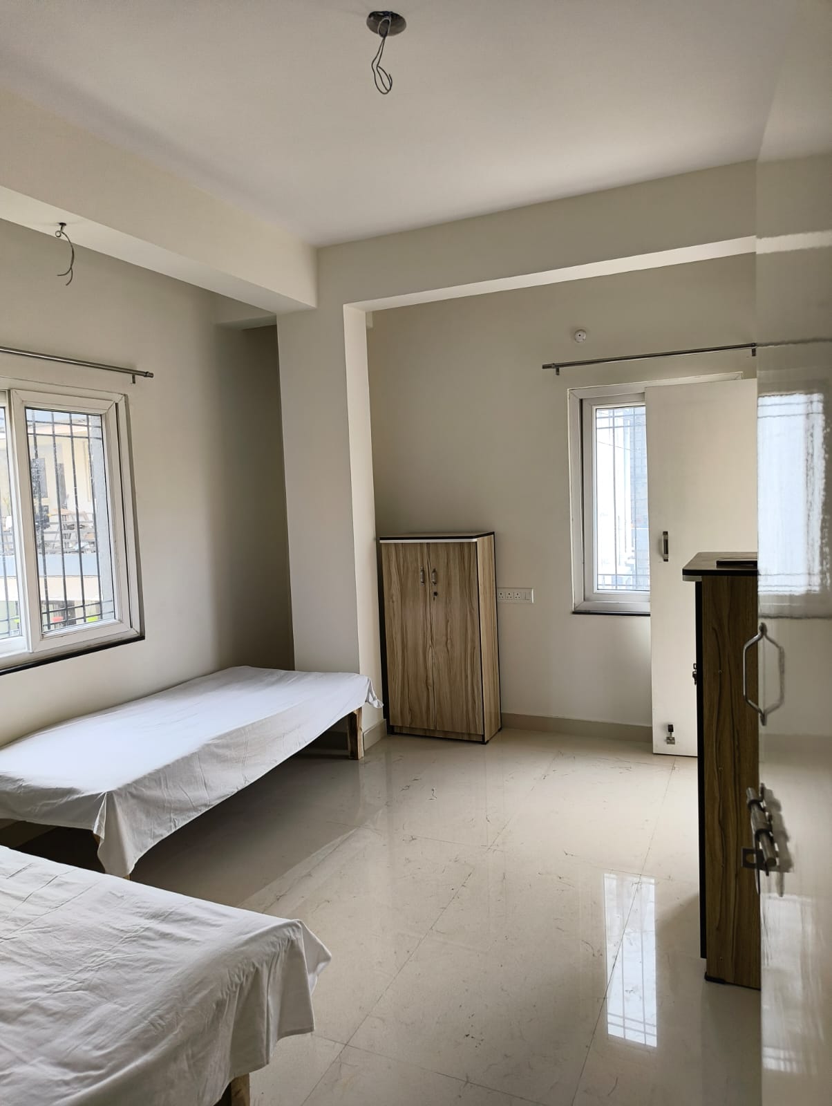 Boring Road 60B branch furnished room